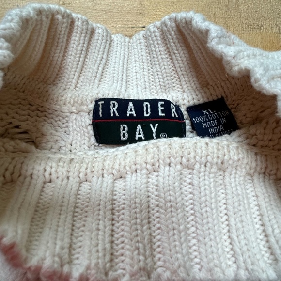 Trader Bay Sweater - Picture 3 of 3